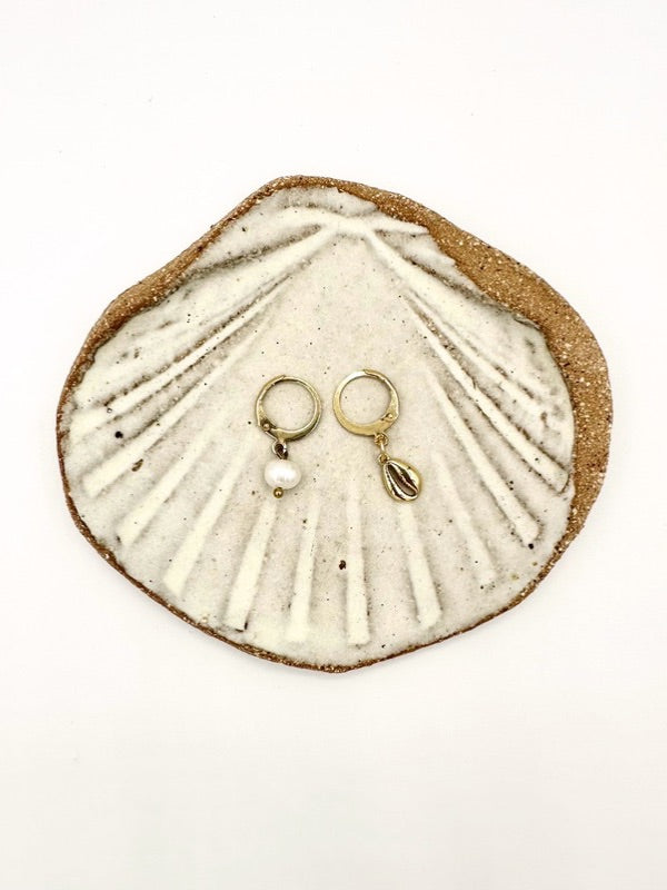 Shell Beach Huggies